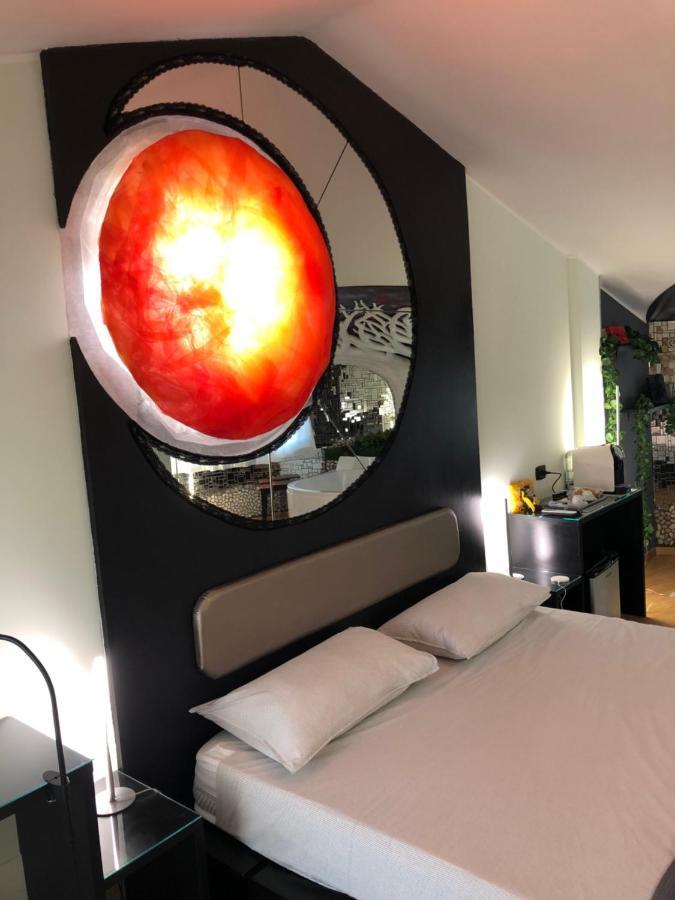 Rent Room Universe Anguillara Sabazia Exterior foto